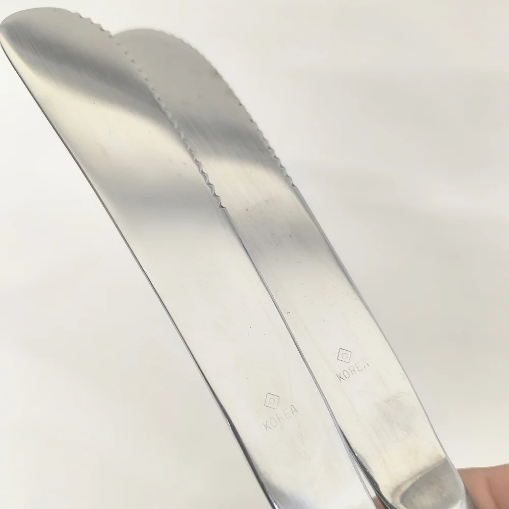 VINTAGE | Stainless Steel Pistol Grip Handle Butter Knives Set Of 2 9.25